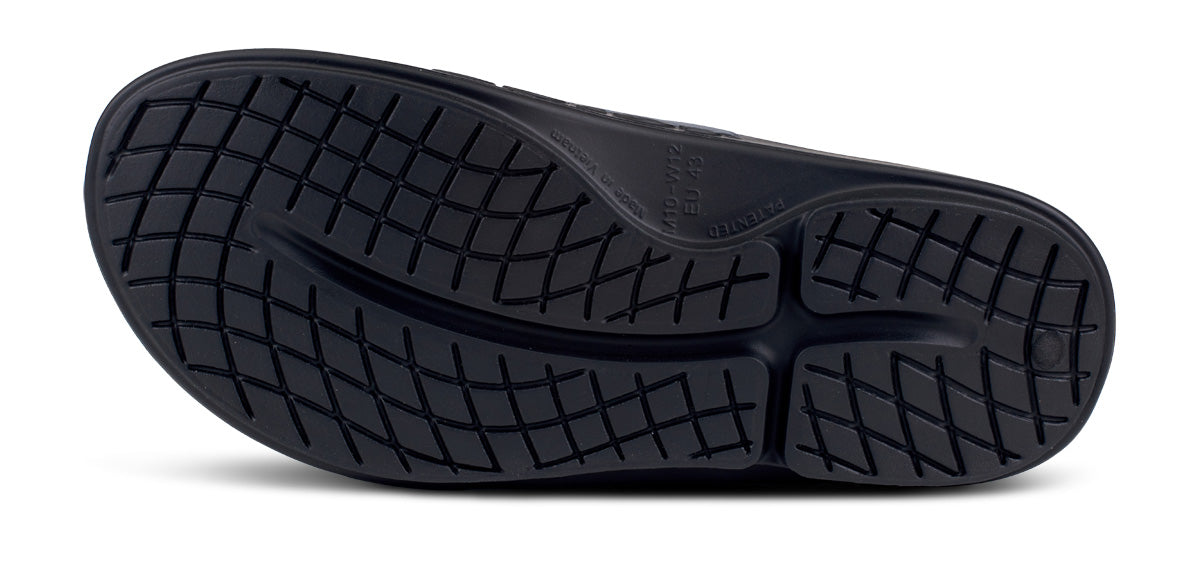 OOfos Women's OOahh Sport Flex Sandal - Black Camo