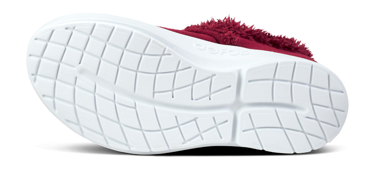 OOfos Women's OOcoozie Low Shoe - Cabernet