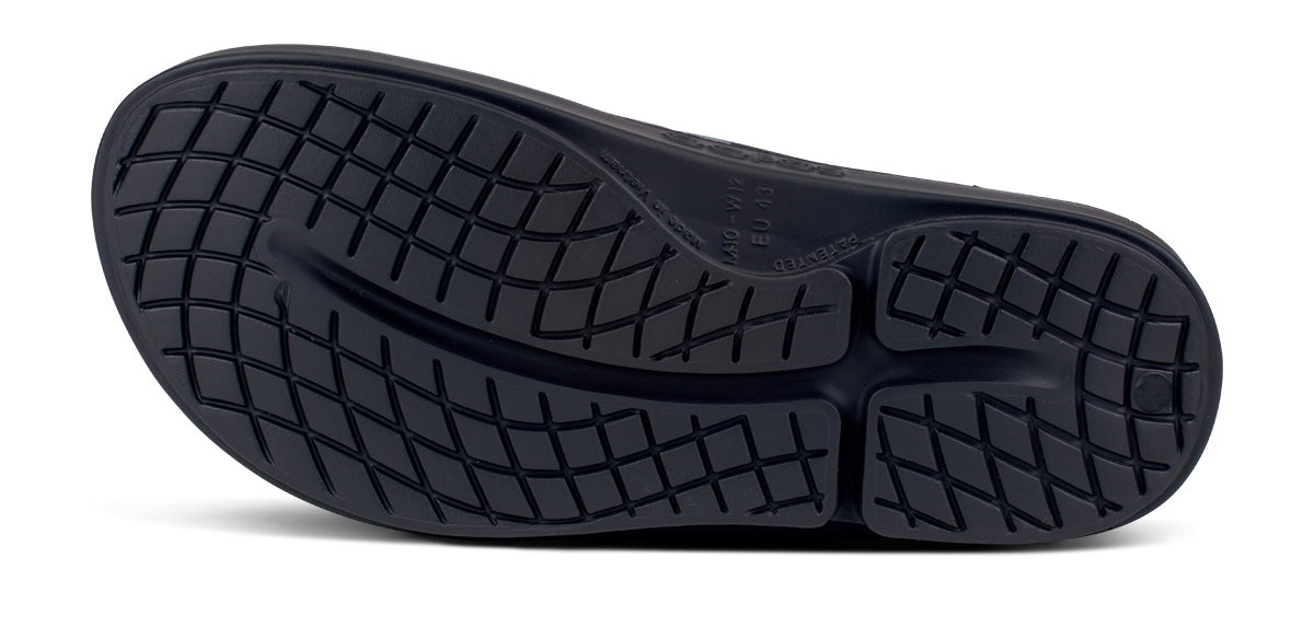 OOfos Men's OOriginal Sport Sandal - Black Camo