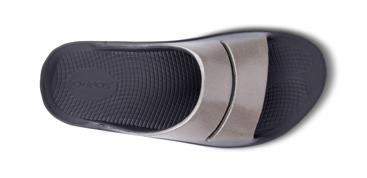 OOfos Women's OOahh Luxe Slide Sandal - Latte