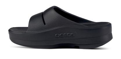 OOfos Women's OOmega OOahh Sandal - Black