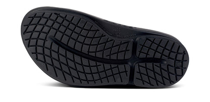 OOfos Women's OOmega OOahh Sandal - Black