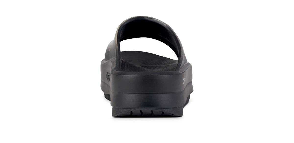 OOfos Women's OOmega OOahh Luxe Sandal - Latte
