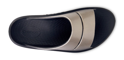 OOfos Women's OOmega OOahh Luxe Sandal - Latte