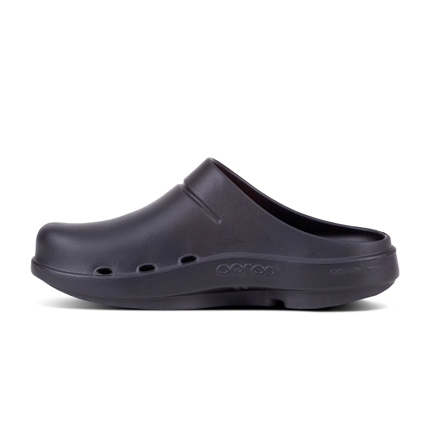 OOfos Unisex OOcloog Shoe - Black - Regular (D)