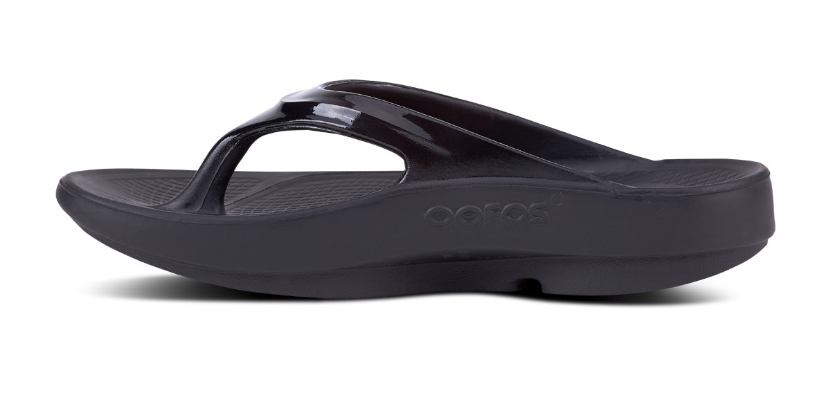OOfos Women's OOlala Sandal - Black