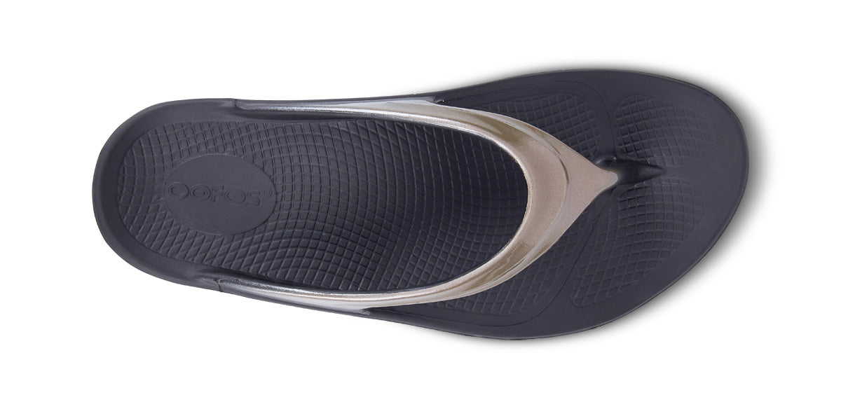 OOfos Women's OOlala Luxe Sandal - Latte