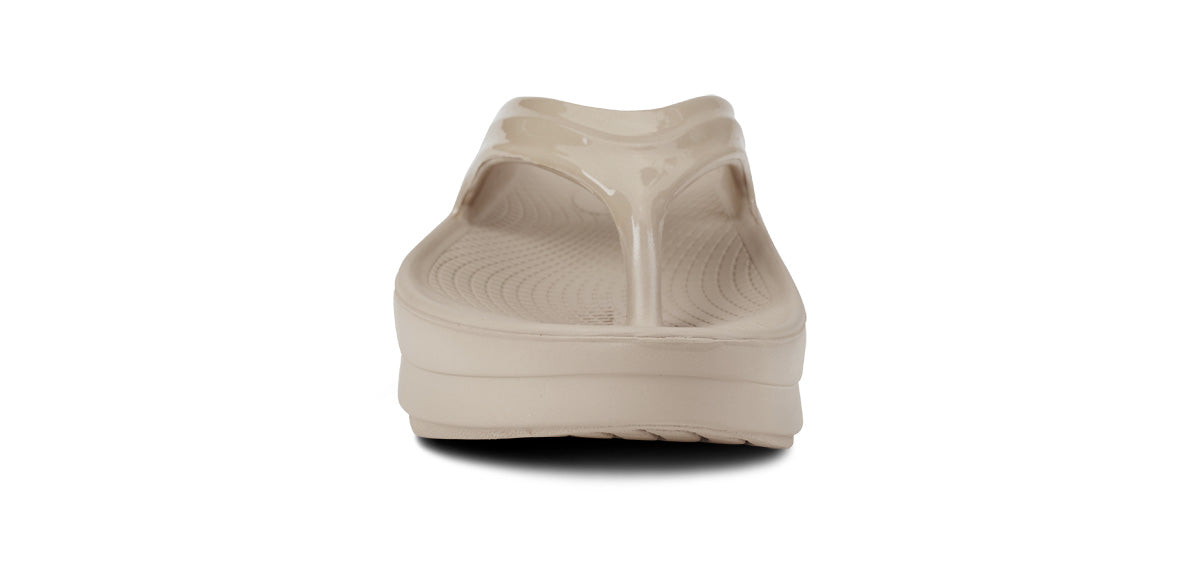 OOfos Women's OOmega OOlala Sandal - Nomad