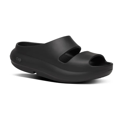 OOfos Women's OOyea Sandal - Black - Regular (B)
