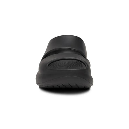 OOfos Women's OOyea Sandal - Black - Regular (B)