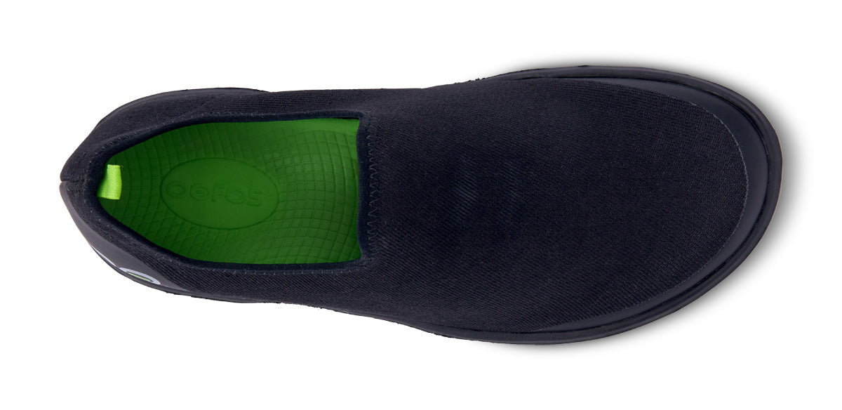 OOfos Women's OOmg EeZee Low Shoe - Black
