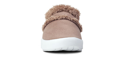 OOfos Women's OOcoozie Low Shoe - Chocolate