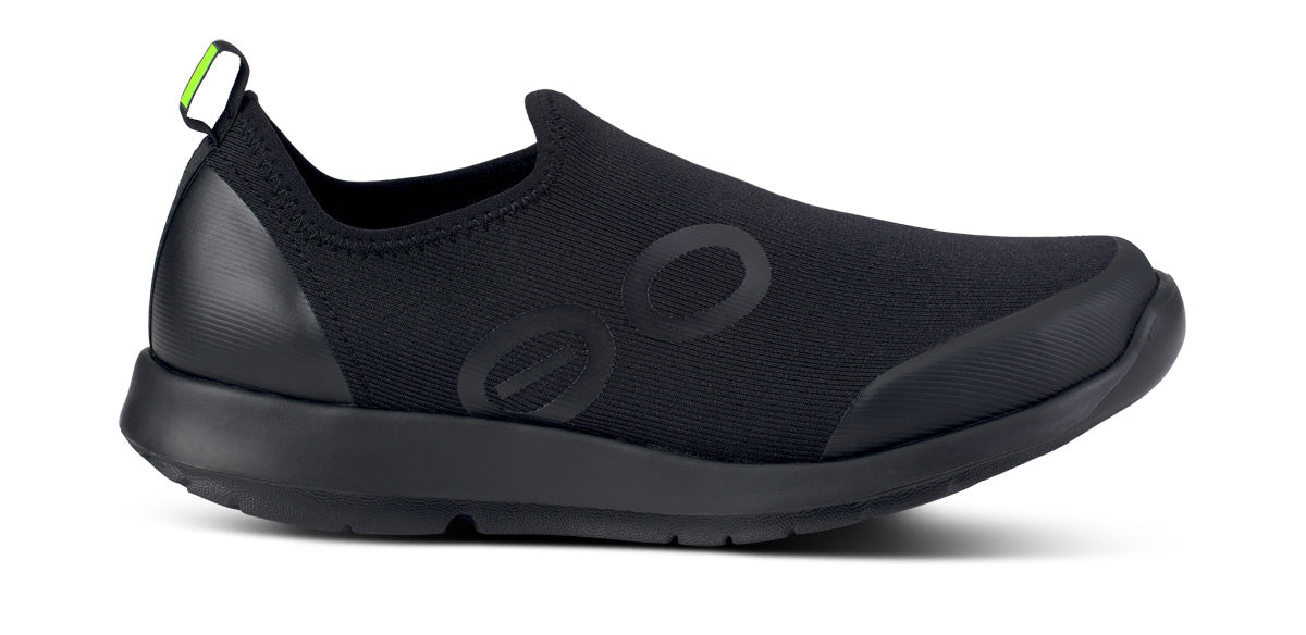 OOfos Women's OOmg Sport Low Shoe - Black
