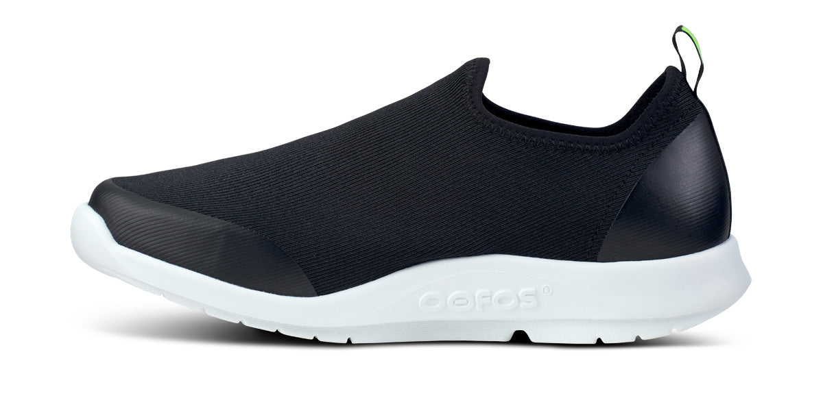 OOfos Women's OOmg Sport Low Shoe - White Black