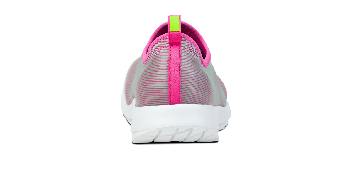 OOfos Women's OOmg Sport Low Shoe - Fuchsia