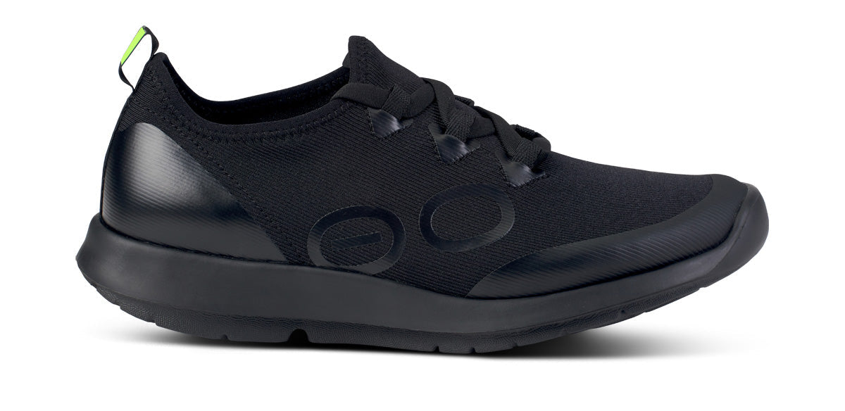 OOfos Women's OOmg Sport LS Low Shoe - Black