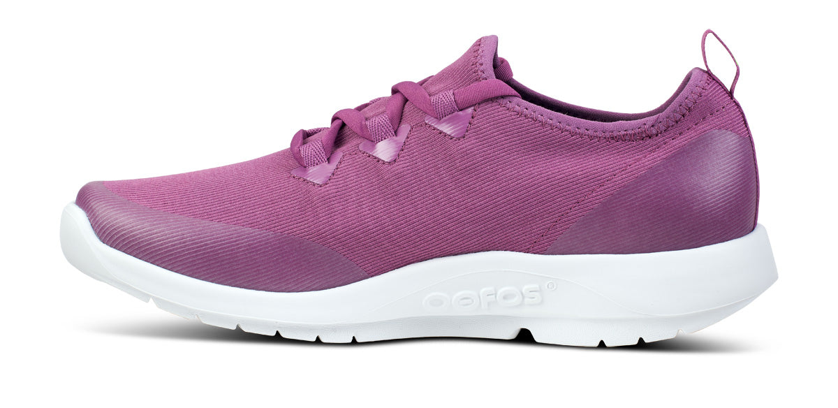OOfos Women's OOmg Sport LS Low Shoe - Plum