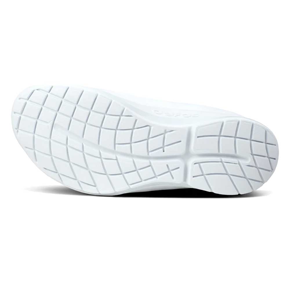 OOfos Women's OOmg Sports LS Shoe - White - Regular (B)