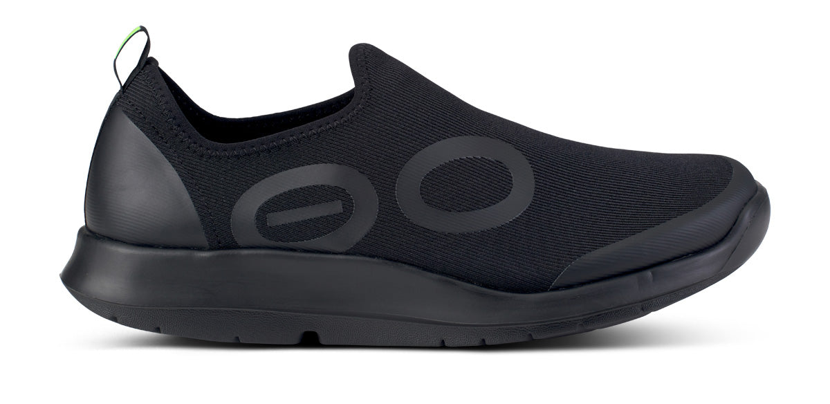 OOfos Men's OOmg Sport Low Shoe - Black