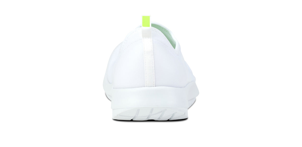 OOfos Men's OOmg Sport Low Shoe - White