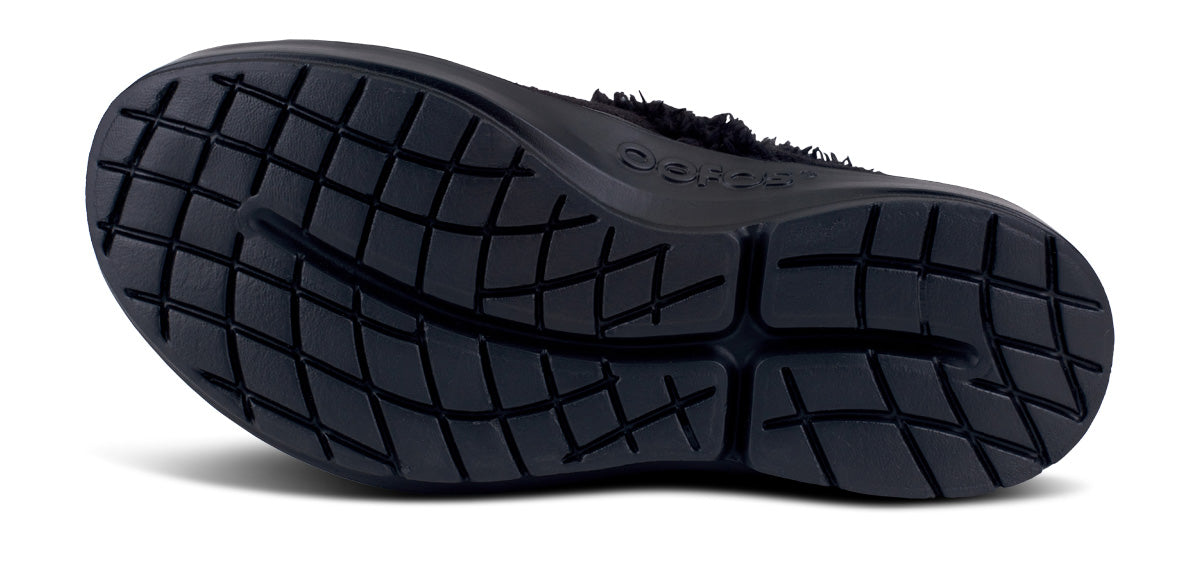 OOfos Women's OOcoozie Mule Shoe - Black