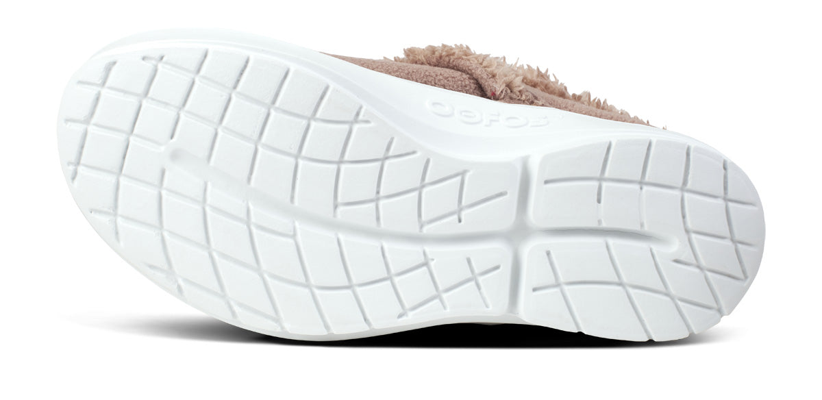 OOfos Women's OOcoozie Mule Shoe - Chocolate