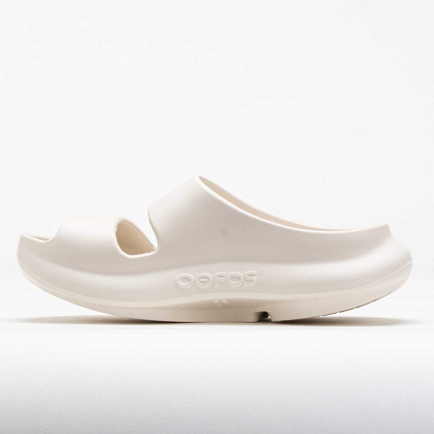  OOFOS OOyea Women's Chalk
