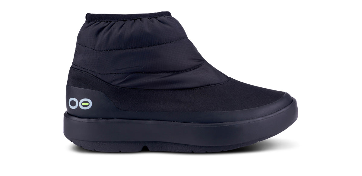 OOfos Women's OOmg Bootie - Black