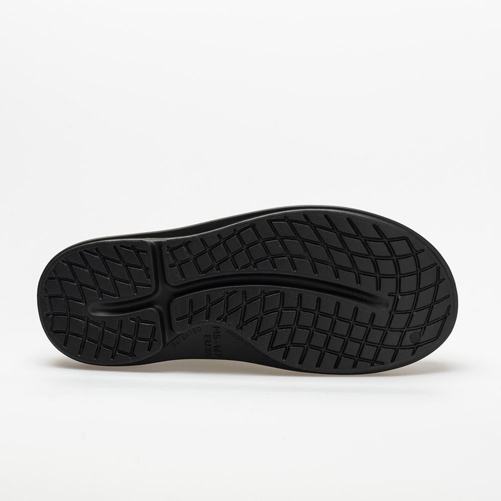  OOFOS OOcloog Men's Black