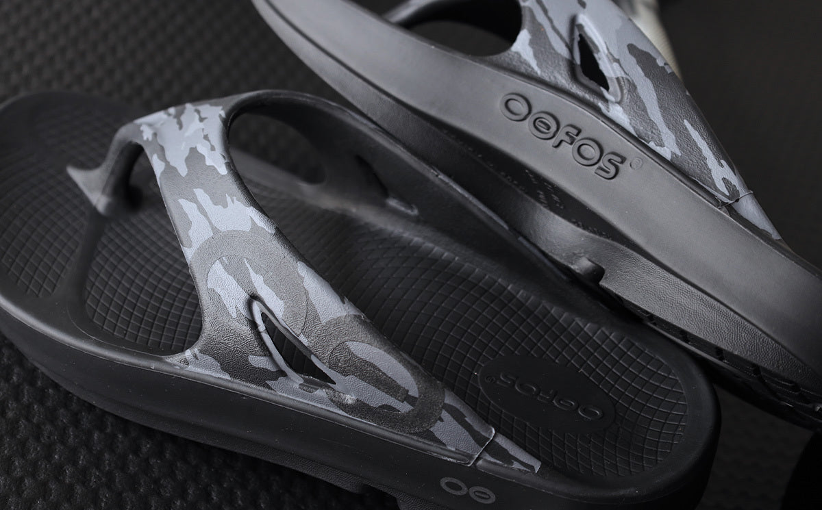 OOfos Women's OOriginal Sport Sandal - Black Camo