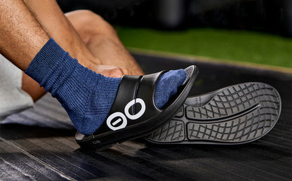 OOfos Men's OOahh Sport Slide Sandal - Black White