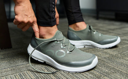 OOfos Women's OOmg Sport LS Low Shoe - Olive