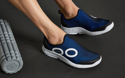 OOfos Men's OOmg Sport Low Shoe - Navy